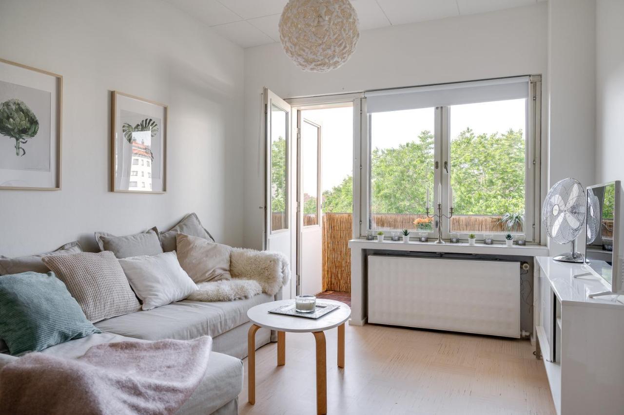 Excellent Downtown Location & City Rooftop Views 투르쿠 외부 사진